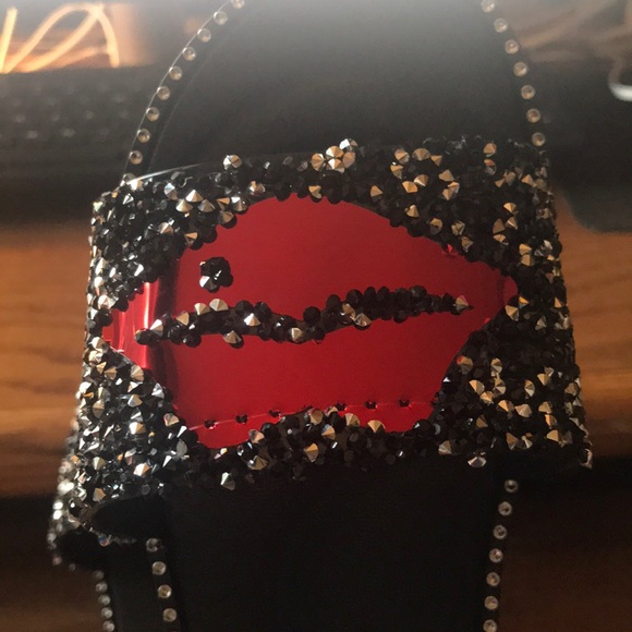 Studded Black Slides with Red Lips - Picture 3 of 6